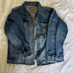 NWOT American Eagle Boyfriend Fit Denim Jacket